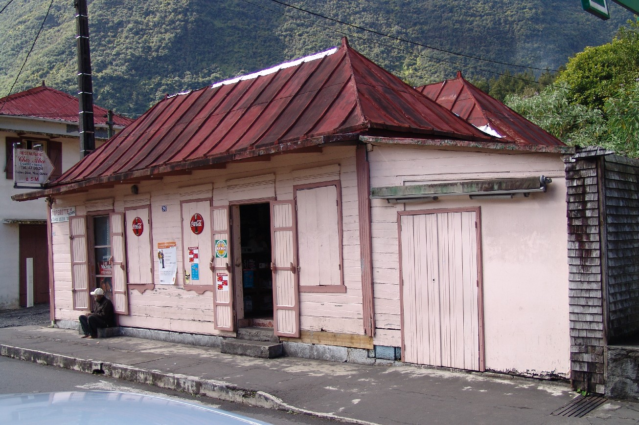 Maisons cr&eacute;oles